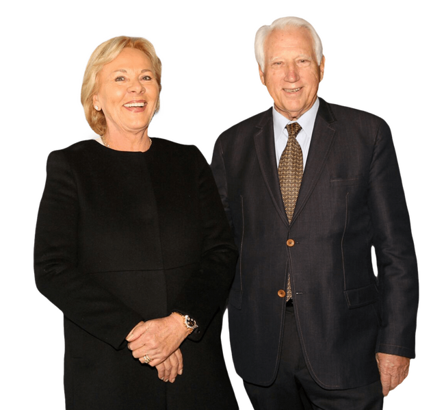 Monika und Horst Bülow in schwarzer schicker Kleidung